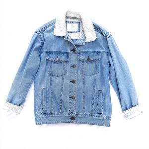 (SOLD) COTTON ON SHERPA LIGHT WASH OVERSIZED JEAN